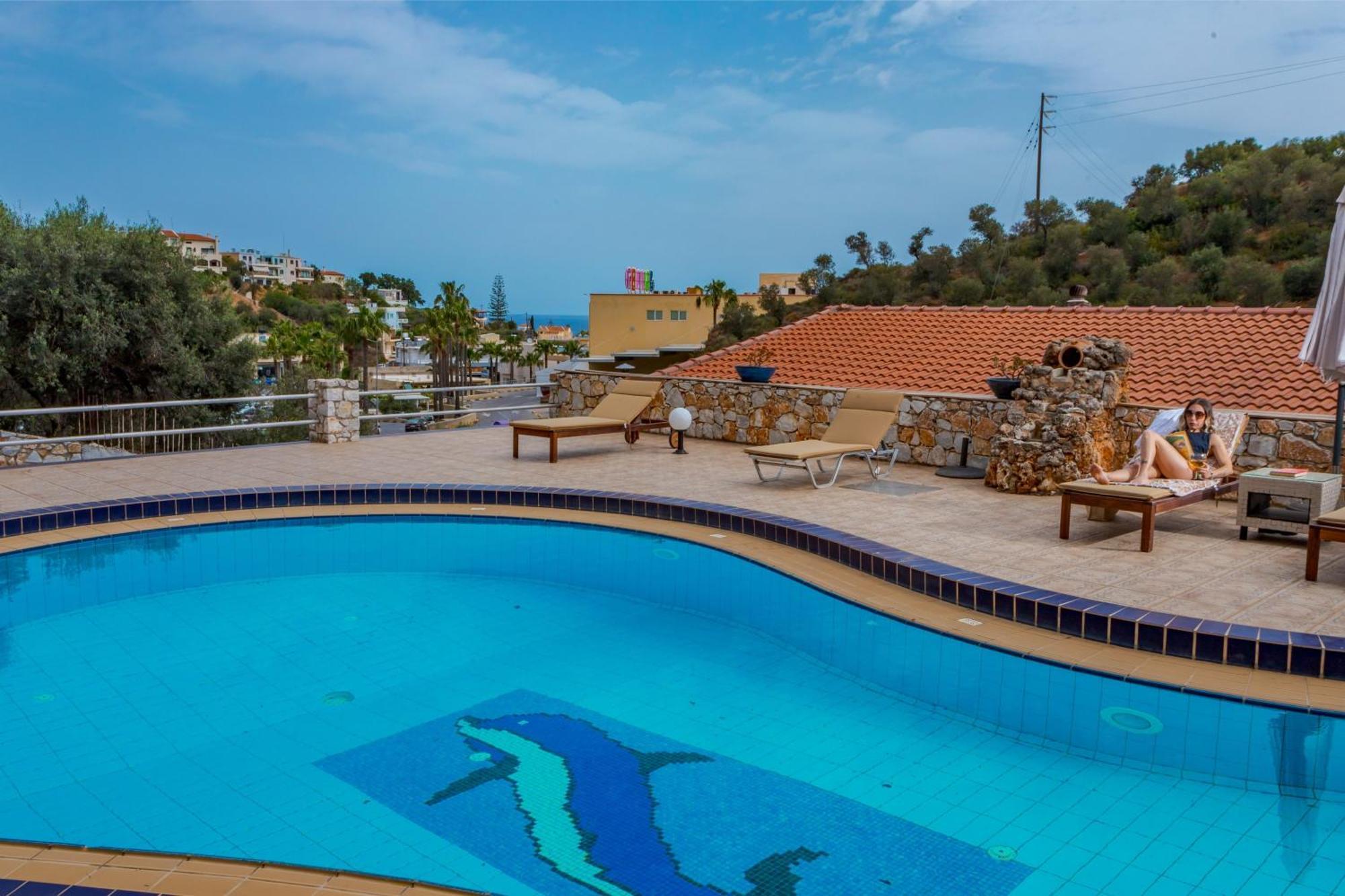Zen Serenity Retreat With Great Outdoors, Pool & Parking Aptera Exterior photo