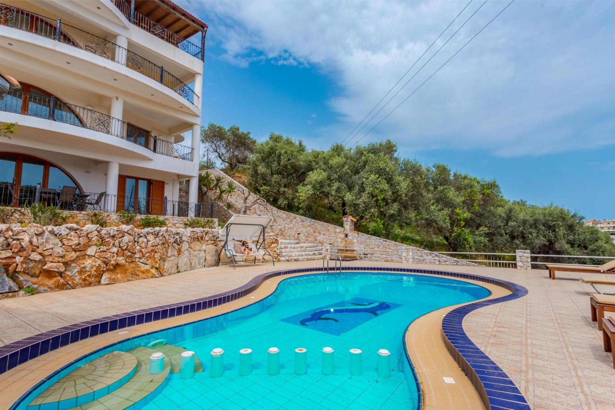 Zen Serenity Retreat With Great Outdoors, Pool & Parking Aptera Exterior photo