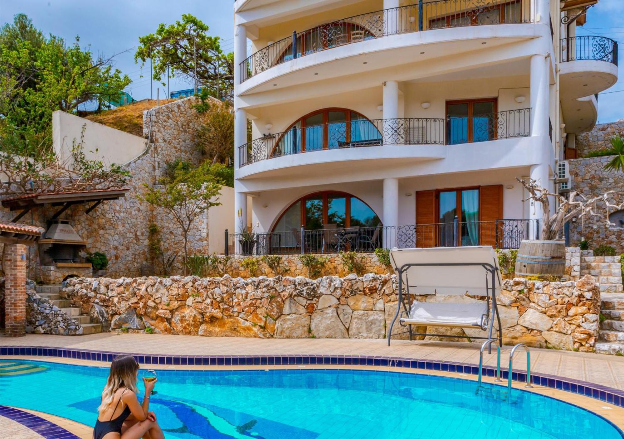 Zen Serenity Retreat With Great Outdoors, Pool & Parking Aptera Exterior photo