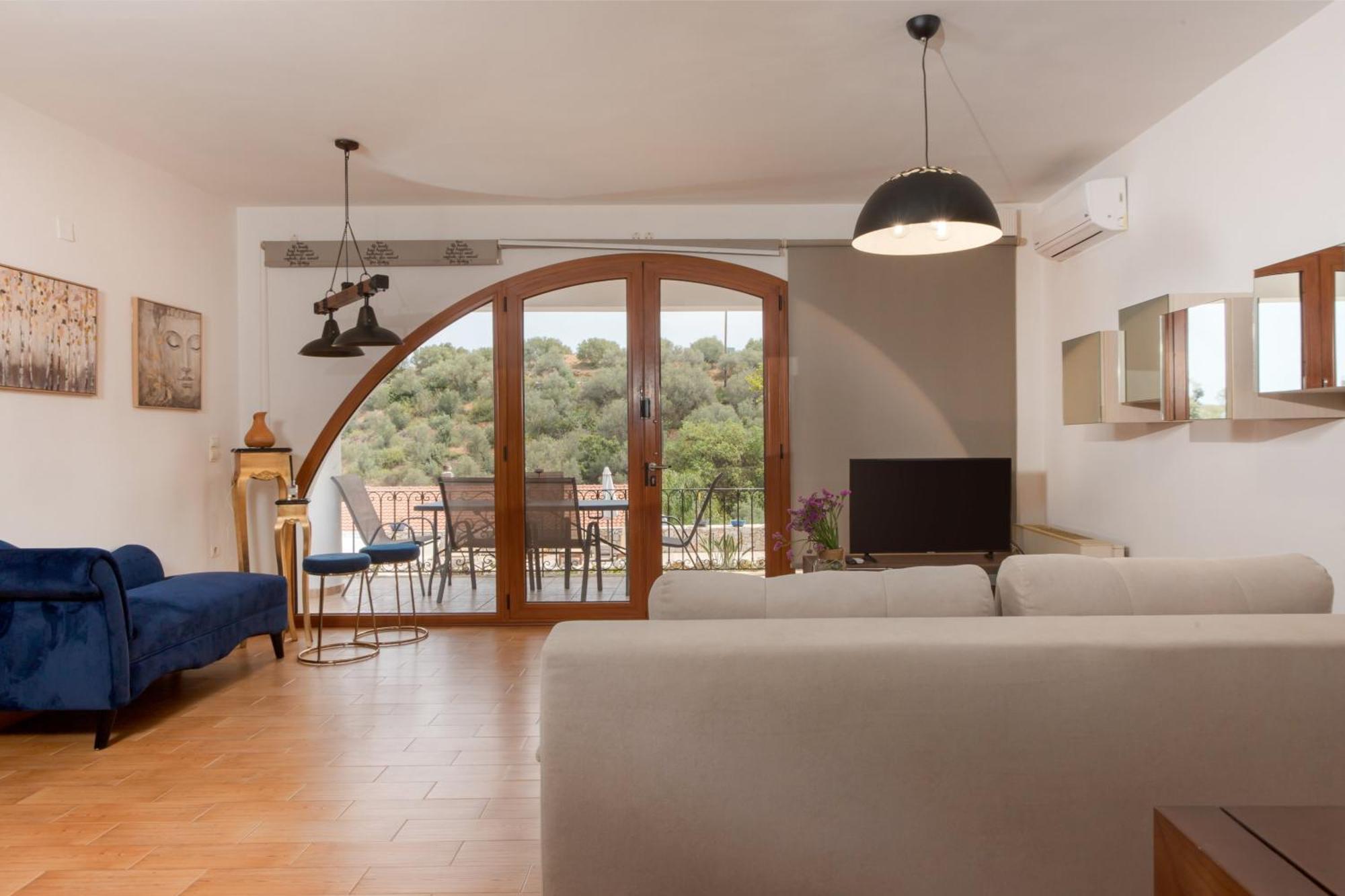 Zen Serenity Retreat With Great Outdoors, Pool & Parking Aptera Exterior photo